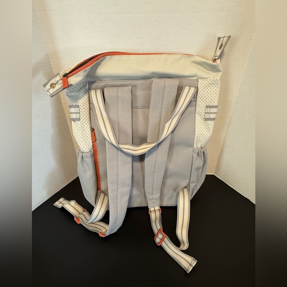 Thirty-One Grey Backpack - Picture 2 of 7